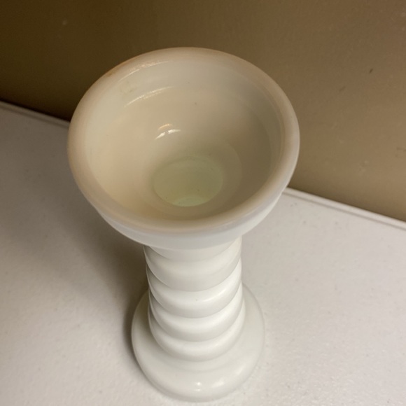 Anchor Hocking Milk Glass Vase or Candle Holder - Picture 2 of 5
